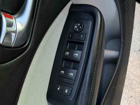 Used 2015 Dodge Dart SXT image 23