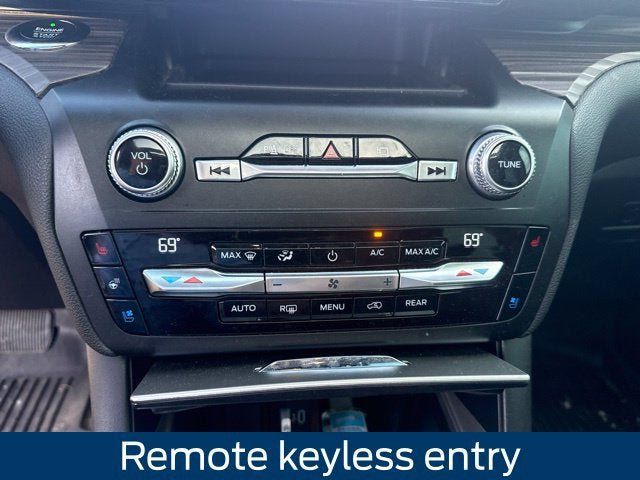 Used 2020 Ford Explorer Limited AWD/4WD image 20