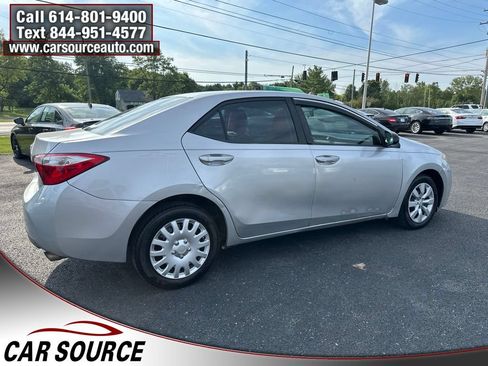 Used 2016 Toyota Corolla LE FWD image 9