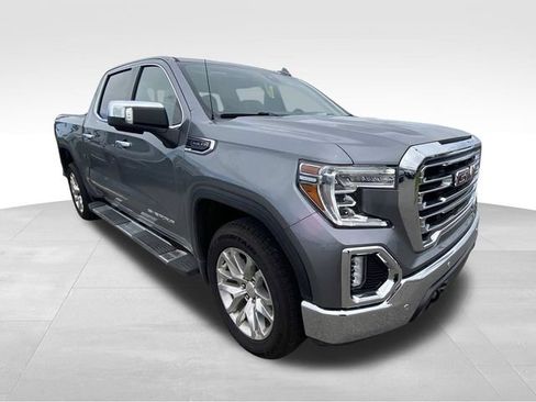 Used 2022 GMC Sierra 1500 SLT w/ SLT Premium Plus Package AWD/4WD image 18