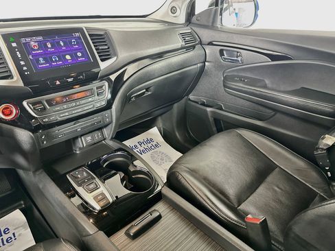 Used 2016 Honda Pilot Elite image 23