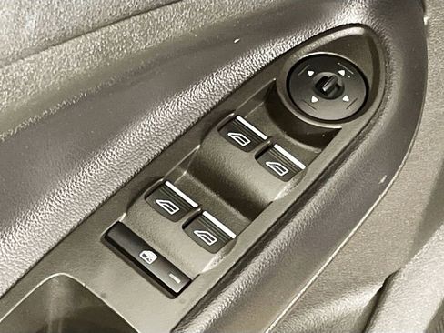 Used 2019 Ford Escape SE image 20