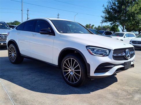 Used 2021 Mercedes-Benz GLC 300 4MATIC Coupe w/ AMG Line image 11