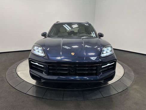 Certified 2025 Porsche Cayenne S image 14