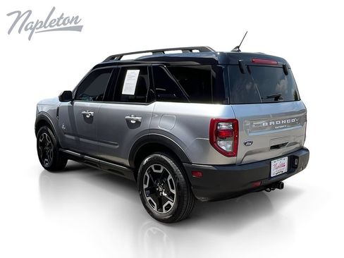 Used 2022 Ford Bronco Sport Outer Banks w/ Tech Package AWD/4WD image 3