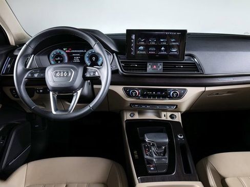 Used 2023 Audi Q5 Premium Plus AWD/4WD image 12