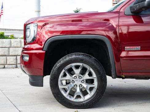 Used 2017 GMC Sierra 1500 SLT w/ All Terrain Package AWD/4WD image 4