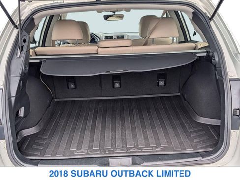 Used 2018 Subaru Outback 2.5i Limited AWD/4WD image 7