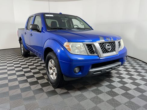 Used 2013 Nissan Frontier SV image 7