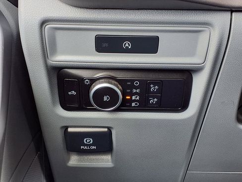 Used 2025 Ford F150 XLT w/ Equipment Group 301A Standard image 17