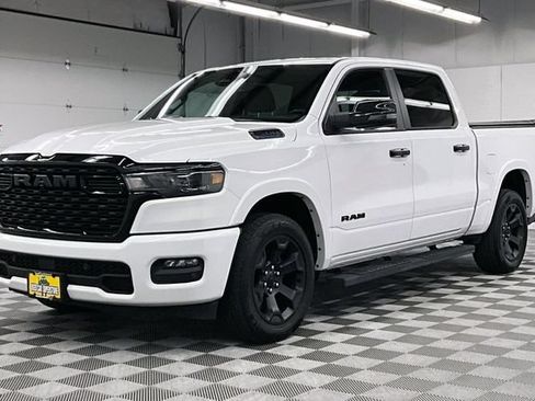 Used 2025 RAM 1500 Big Horn AWD/4WD image 13