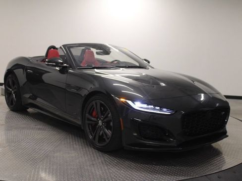 Used 2024 Jaguar F-TYPE R AWD/4WD image 11