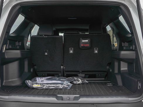 New 2026 Toyota 4Runner Limited image 14