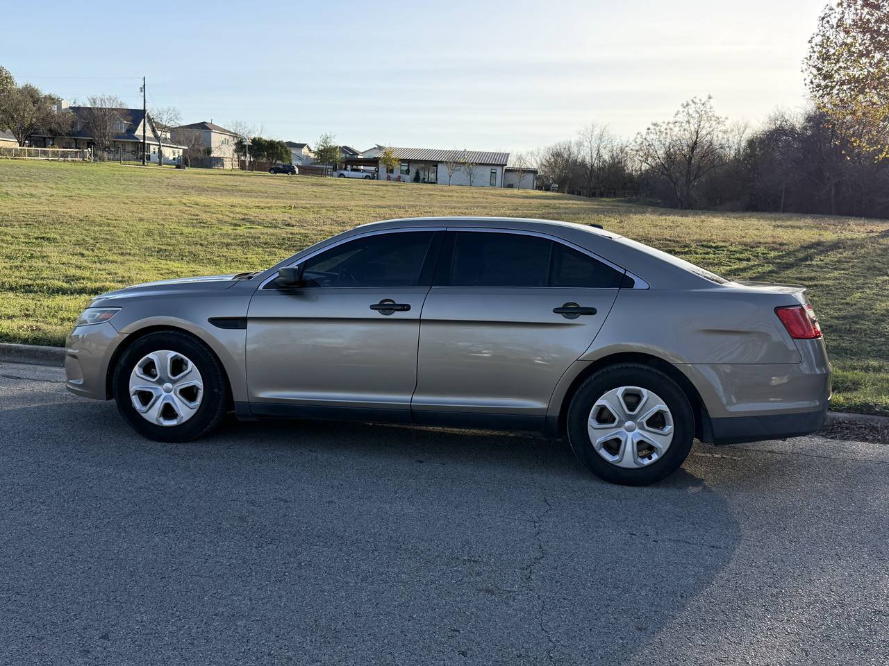 Used 2015 Ford Taurus Police Interceptor AWD image 1