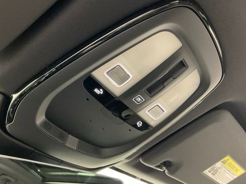 New 2026 Volvo XC60 B5 Plus w/ Protection Package Premier AWD/4WD image 23
