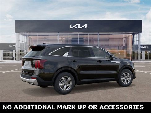 New 2026 Kia Sorento LX image 6