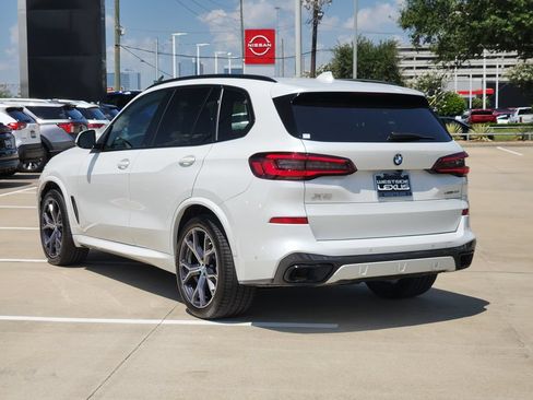 Used 2022 BMW X5 xDrive40i w/ M Sport Package AWD/4WD image 5