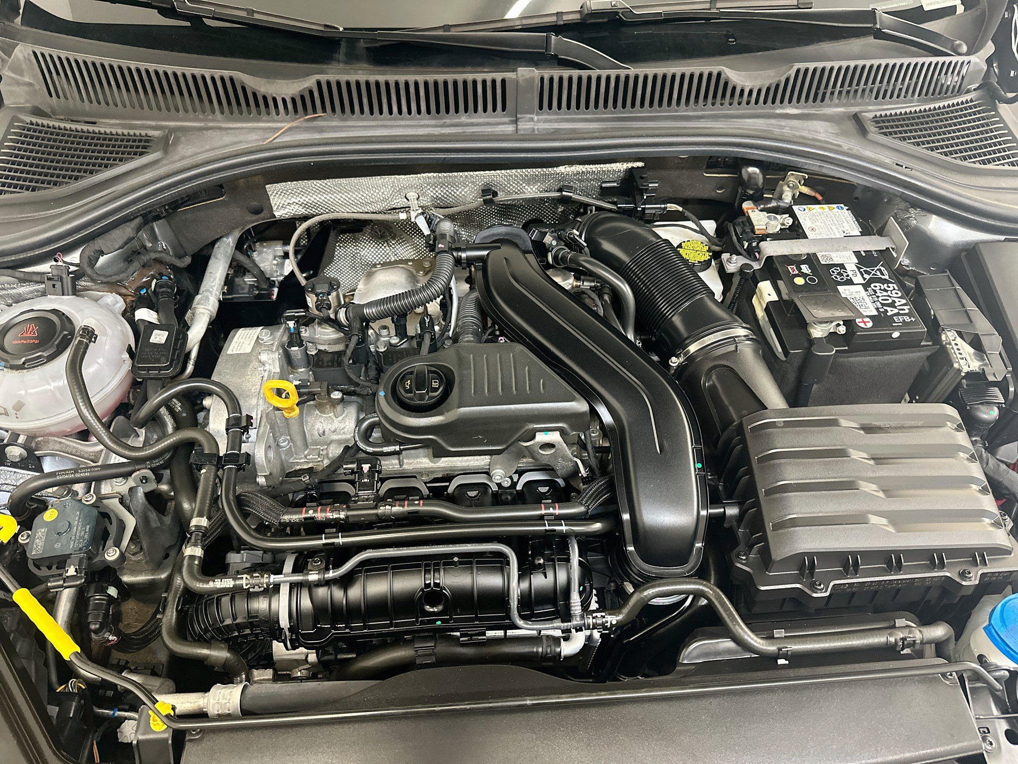 Used 2025 Volkswagen Jetta S FWD image 33