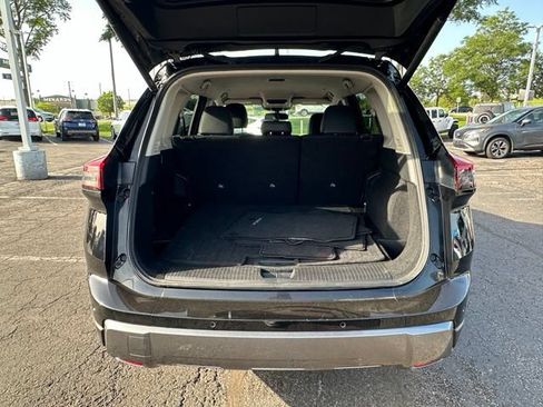 Used 2026 Nissan Rogue SL AWD/4WD image 14