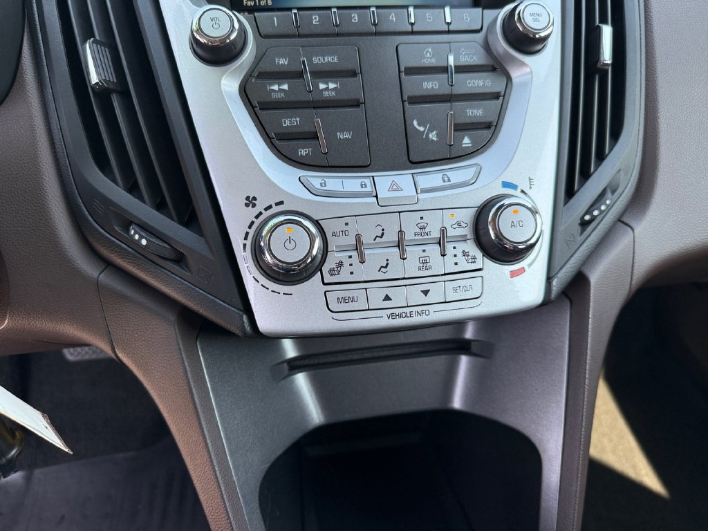 Used 2014 Chevrolet Equinox LTZ FWD image 19