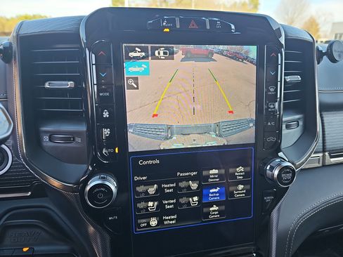 Used 2020 RAM 2500 Limited image 24