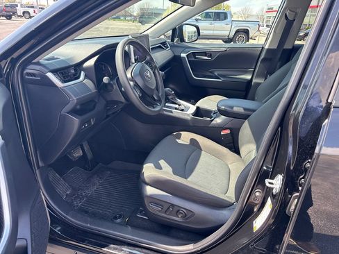 Certified 2025 Toyota RAV4 XLE AWD/4WD image 12