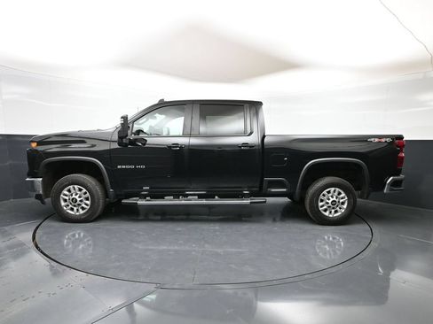 Used 2025 Chevrolet Silverado 2500 LT w/ Safety Package AWD/4WD image 36