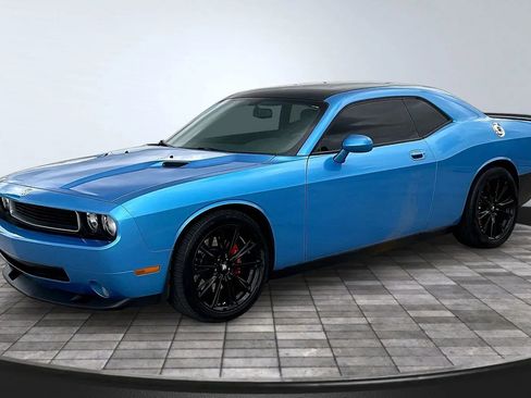 Used 2010 Dodge Challenger SRT8 w/ SRT Option Group II RWD image 1