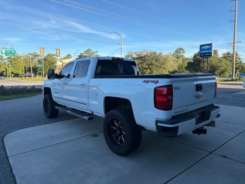 Used 2019 Chevrolet Silverado 2500 LTZ w/ Duramax Plus Package AWD/4WD image 7