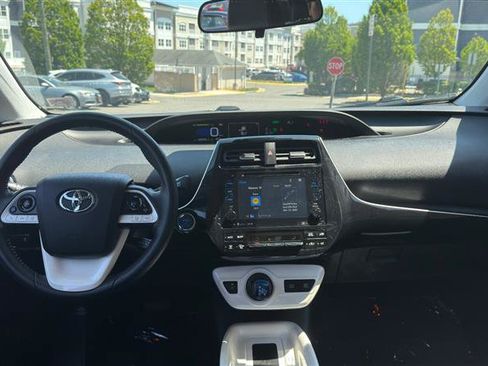 Used 2017 Toyota Prius Three Touring w/ Protection Package FWD image 23