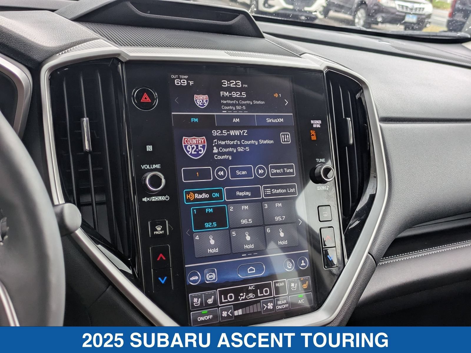 Certified 2025 Subaru Ascent Touring AWD/4WD image 24