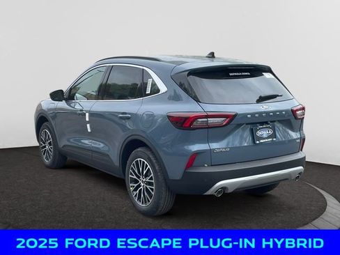 New 2025 Ford Escape Base image 3