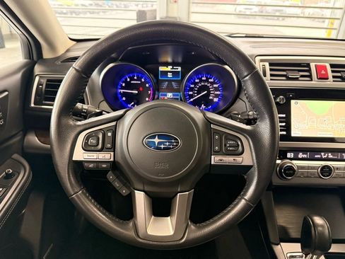 Used 2017 Subaru Outback 3.6R Limited image 26
