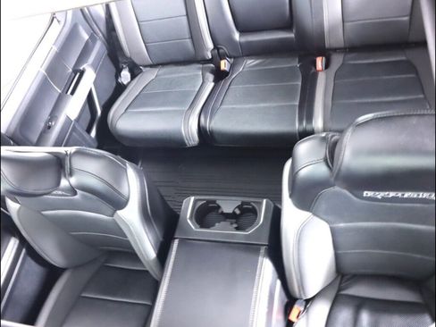 Used 2019 Ford F150 Raptor w/ Equipment Group 802A Luxury image 38