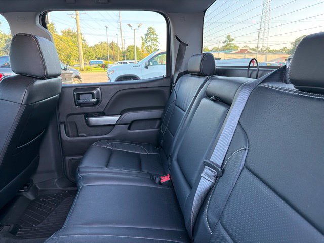 Used 2018 Chevrolet Silverado 1500 LT w/ Texas Edition RWD image 9