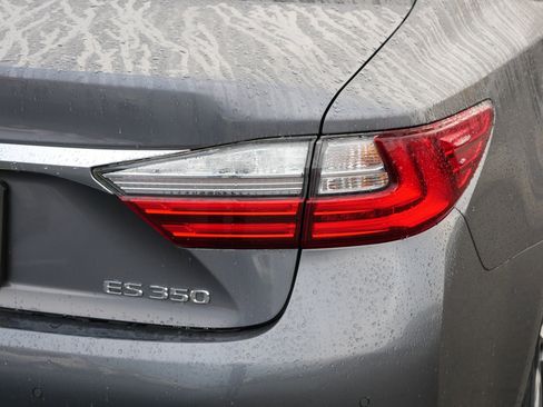 Used 2018 Lexus ES 350 w/ Premier Package image 17