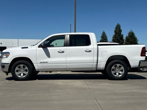 Used 2024 RAM 1500 Laramie AWD/4WD image 6