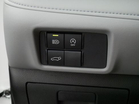 Certified 2026 Toyota Highlander XLE AWD/4WD image 28