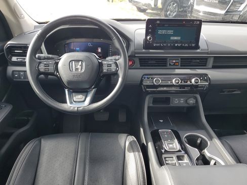 Used 2023 Honda Pilot Elite image 23