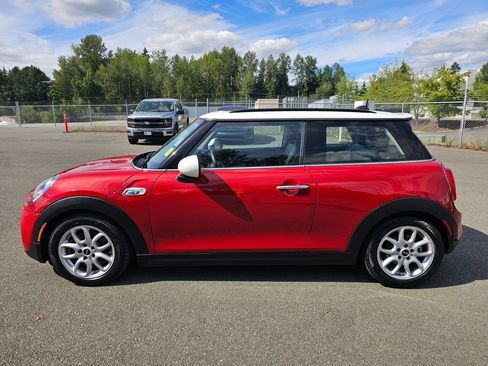 Used 2017 MINI Cooper S FWD image 8