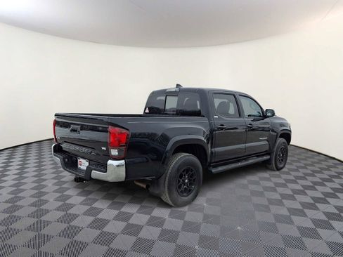 Certified 2020 Toyota Tacoma SR5 image 6