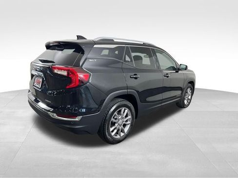 Used 2024 GMC Terrain SLT AWD/4WD image 6