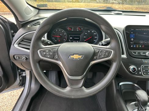 Used 2023 Chevrolet Malibu LT image 23