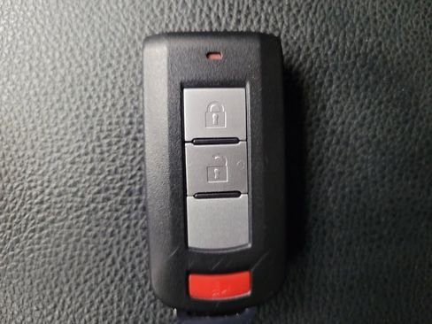 Used 2020 Mitsubishi Outlander Sport SE image 32