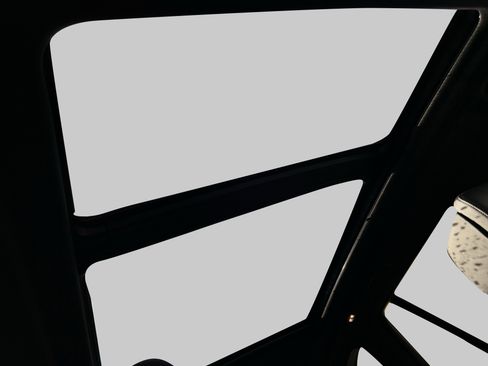 Used 2026 BMW X5 xDrive50e w/ Executive Package image 30