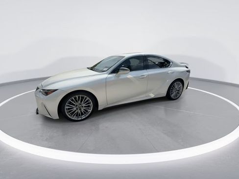 Used 2022 Lexus IS 300 w/ Premium Package RWD image 4