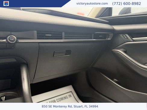 Used 2021 MAZDA MAZDA3 s FWD image 31