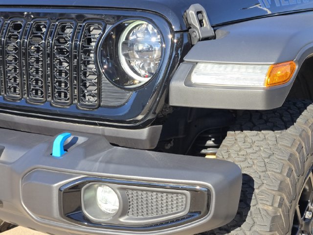 Used 2024 Jeep Wrangler Unlimited AWD/4WD image 8