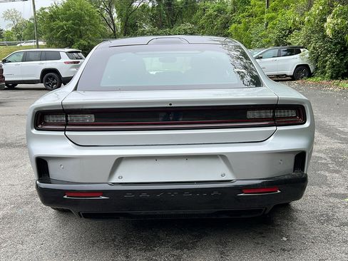 New 2024 Dodge Charger R/T w/ Plus Group image 4