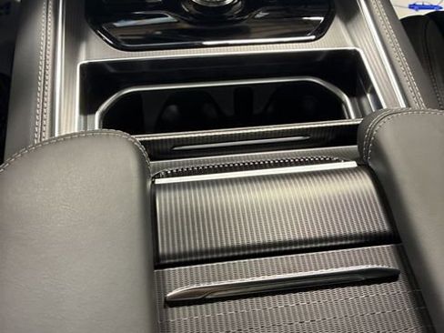 Used 2026 Jeep Grand Wagoneer Summit image 22